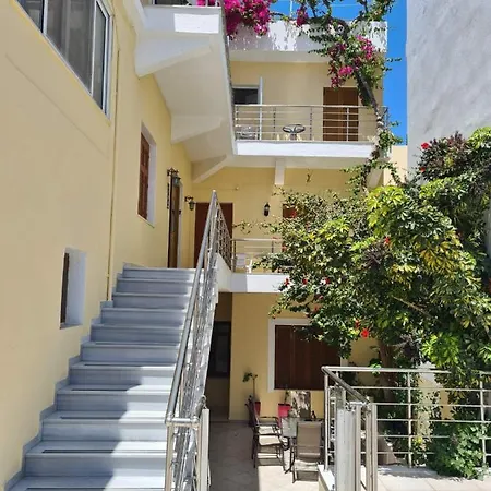 Hotel Avra