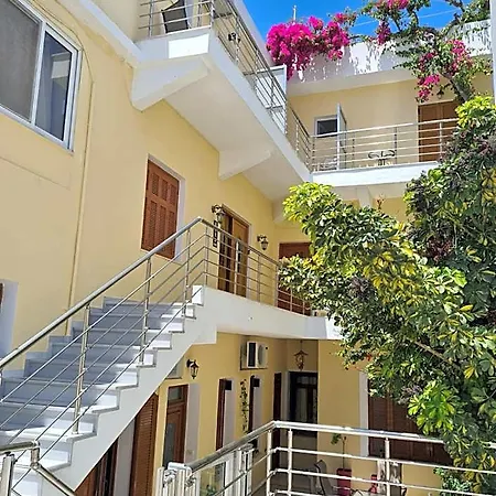 Avra Hotel