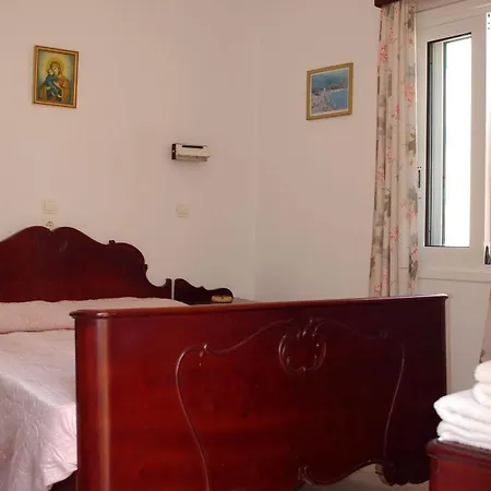 Avra Hotel